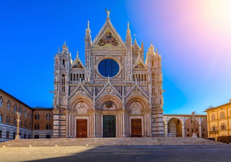 Di Siena van Siena Cathedral Santa Maria Assunta Duomo in Siena stock afbeelding Di Siena van Siena Cathedral Santa Maria Assunta Duomo in Siena stock afbeelding