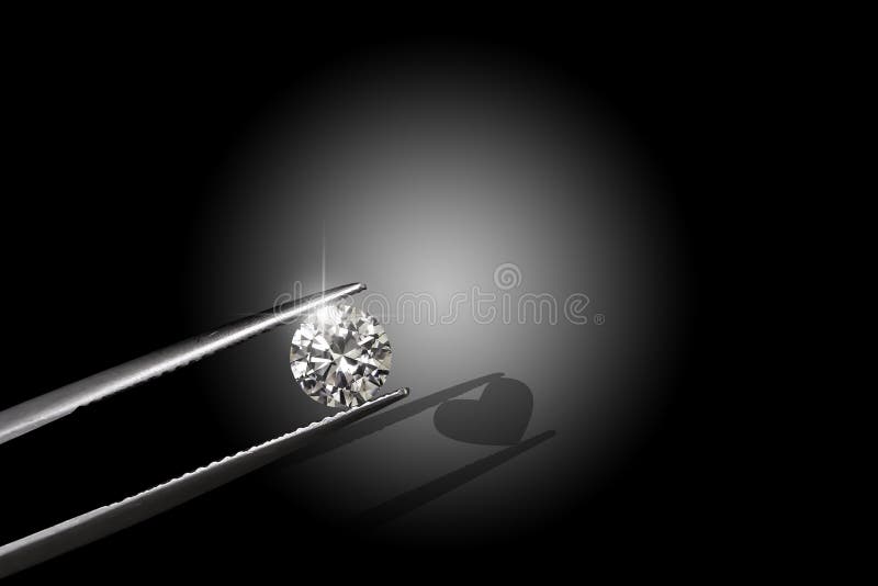 Diamante rotondo Foto in bianco e nero di Pechino, Cina Organizzato dalle pinzette Luci sul diamante Fuoco sui diamanti Ombra del immagine stock libera da diritti Diamante rotondo Foto in bianco e nero di Pechino, Cina Organizzato dalle pinzette Luci sul diamante Fuoco sui diamanti Ombra del immagine stock libera da diritti