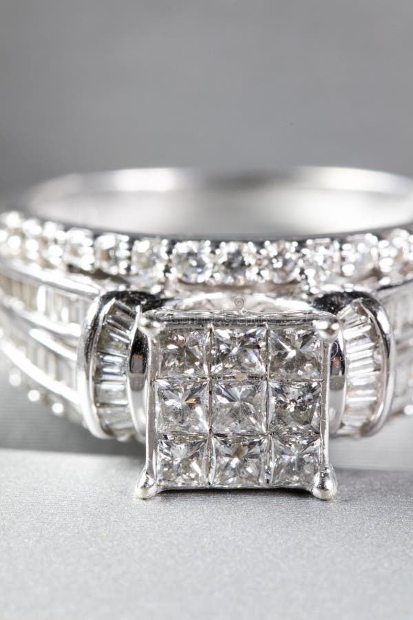 A Diamond Engagement Ring .in a Box with Glint/reflection. Shimmering