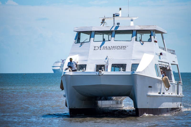 catamaran cruise belize