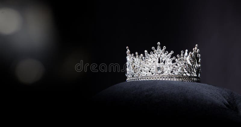 Diamond Silver Crown Miss Pageant-Schönheits-Wettbewerb