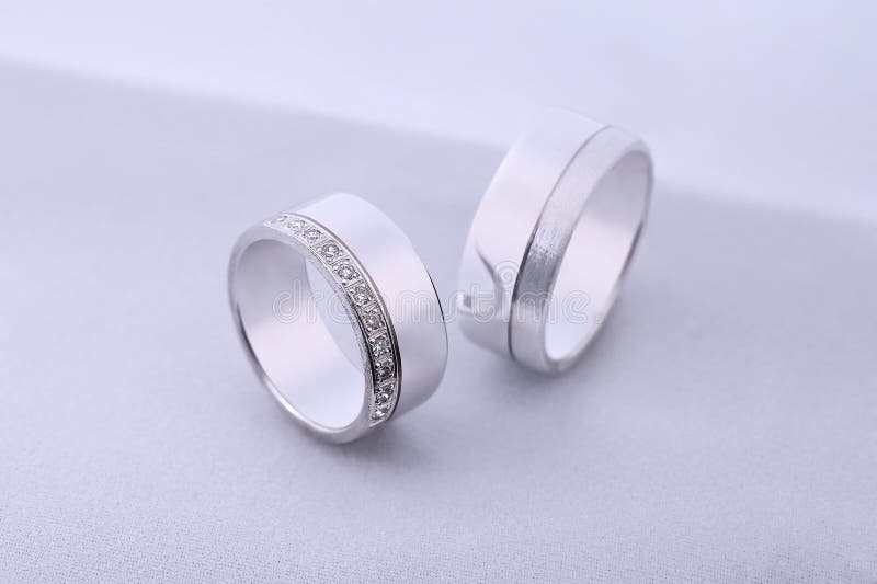 Diamond wedding rings