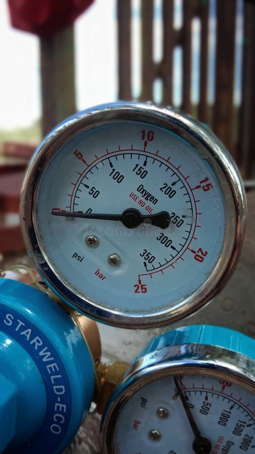 Dicht bij de zuurstofmeter royalty-vrije stock fotografie