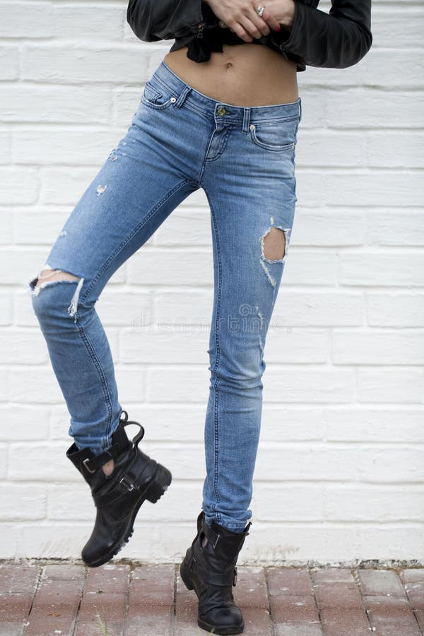 Dichte vrouwelijke jeans stock foto's