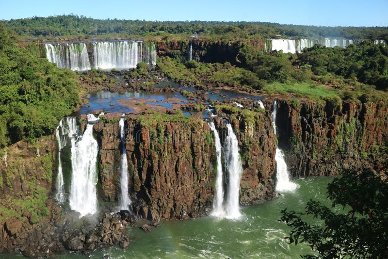 Die Iguaçu-Wasserfälle von der brasilianischen Seite, Foz tun Iguacu, Brasilien stockfotografie Die Iguaçu-Wasserfälle von der brasilianischen Seite, Foz tun Iguacu, Brasilien stockfotografie