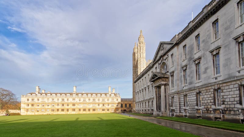 Die Kapelle und der Rücken Rasen des Clare & King`s College, Teil der Universität Cambridge Cambridge City, England stockfotos Die Kapelle und der Rücken Rasen des Clare & King`s College, Teil der Universität Cambridge Cambridge City, England stockfotos