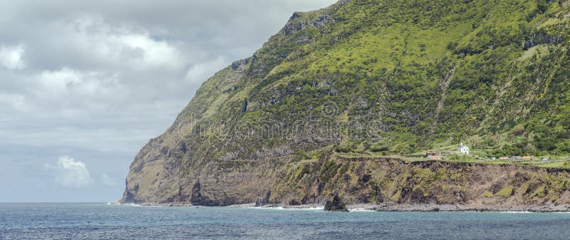Die meiste Westkirche von Europa in Ponta DA Faja Flores, Azoren-Inseln lizenzfreie stockbilder Die meiste Westkirche von Europa in Ponta DA Faja Flores, Azoren-Inseln lizenzfreie stockbilder