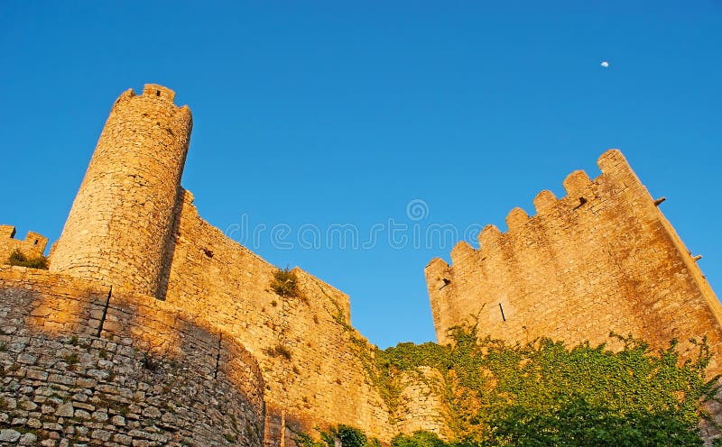 Die Ruinen von Obidos-Schloss stockfoto Die Ruinen von Obidos-Schloss stockfoto