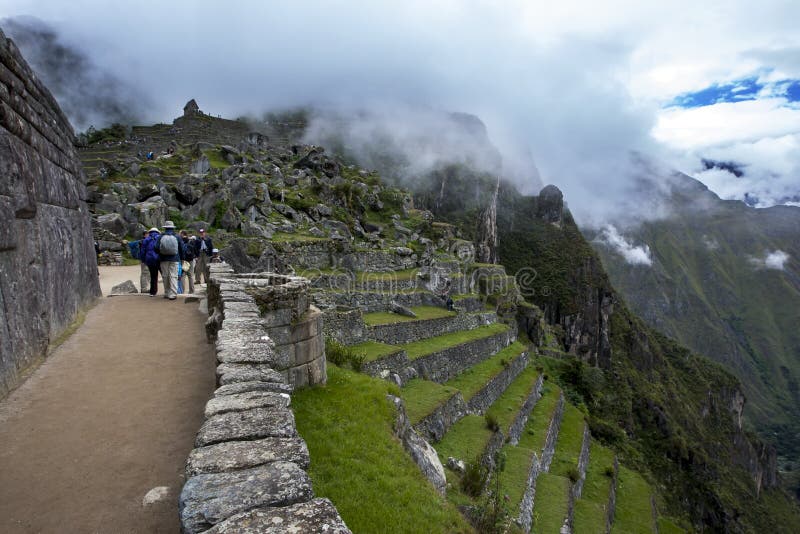 Die unglaublichen alten Ruinen von Machu Picchu in Peru lizenzfreies stockfoto Die unglaublichen alten Ruinen von Machu Picchu in Peru lizenzfreies stockfoto