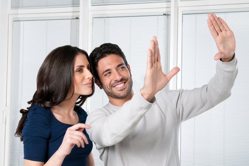 Die Zukunft träumen und planend lizenzfreies stockbild Die Zukunft träumen und planend lizenzfreies stockbild