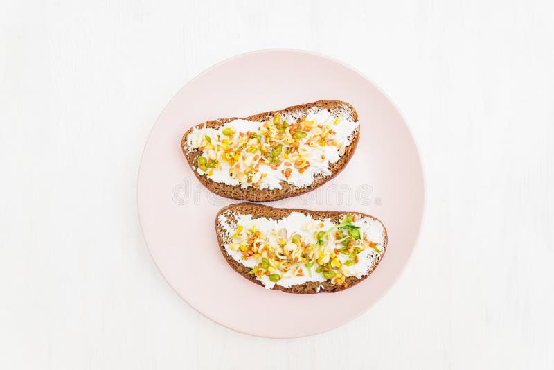 Dietary Fitness Toast with Cream Cheese and Sprouted Mung Beans, Walnut ...