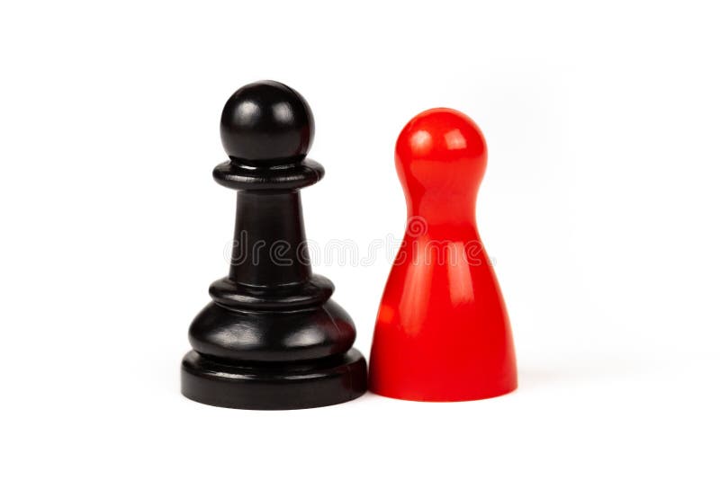 duas peças de xadrez são rei e rainha derrotada, em fundo de concreto.  19566303 Foto de stock no Vecteezy