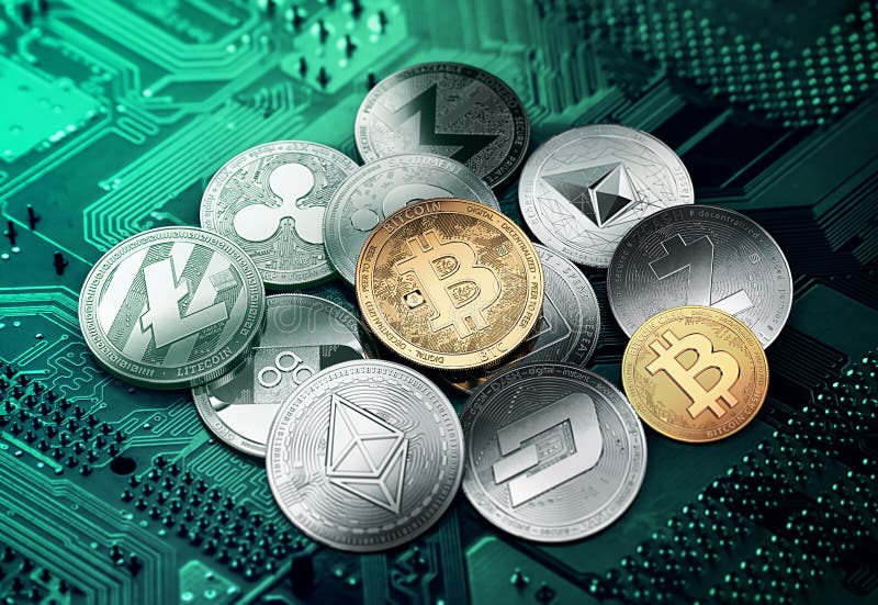 Diferite criptomonede într-un cerc cu bitcoin auriu royalty free illustration