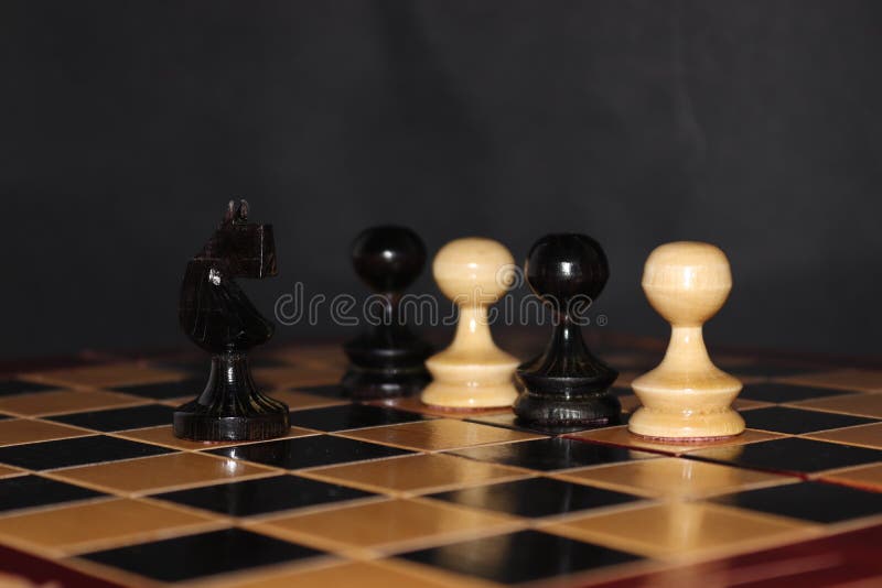 Queen Chess Piece Stock Illustrations – 12,913 Queen Chess Piece