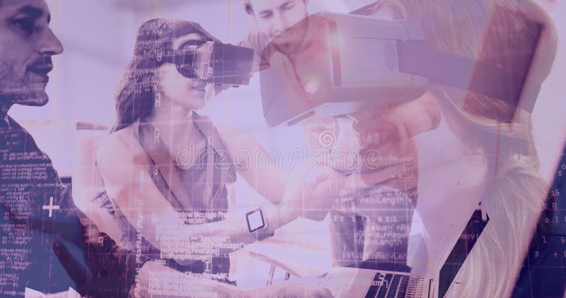 Compozit digital de compunere științifică femeie care utilizează realitatea augmentată combinată cu o fotografie de trei royalty free stock images