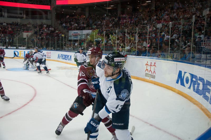 Dinamo Riga contra Dinamo Minsk fotos de stock royalty free