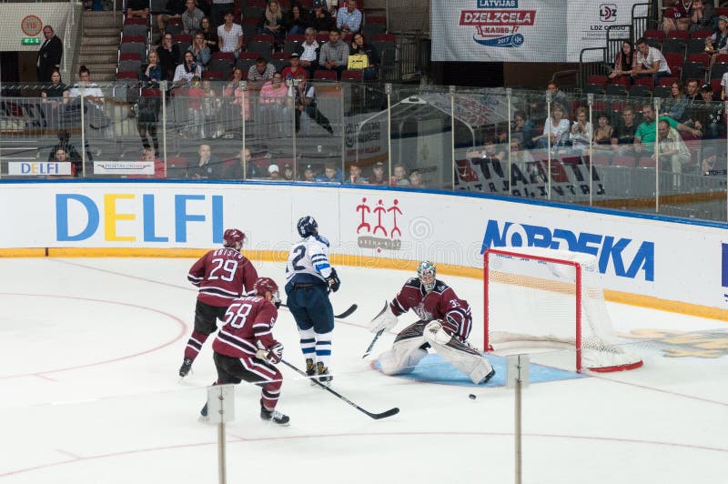 Dinamo Riga contra Dinamo Minsk imagem de stock royalty free