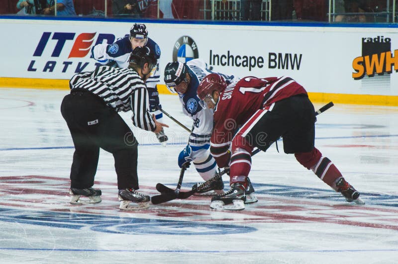 Dinamo Riga contra Dinamo Minsk imagem de stock