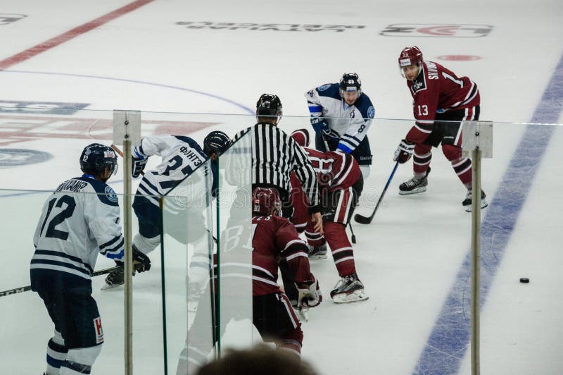 Dinamo Riga contra Dinamo Minsk foto de stock