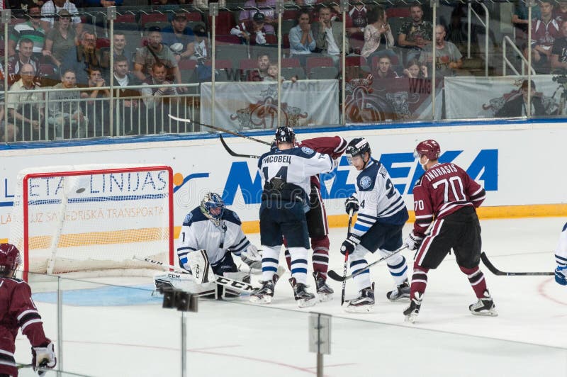 Dinamo Riga contra Dinamo Minsk imagem de stock royalty free