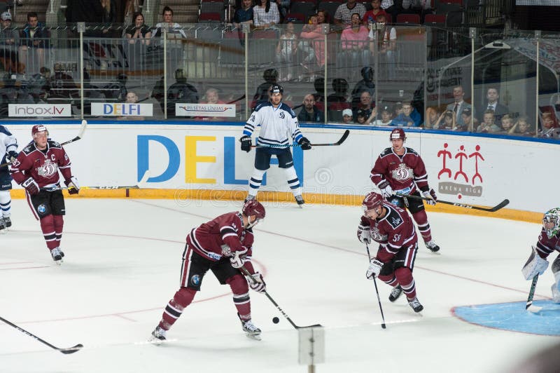 Dinamo Riga contra Dinamo Minsk fotografia de stock royalty free