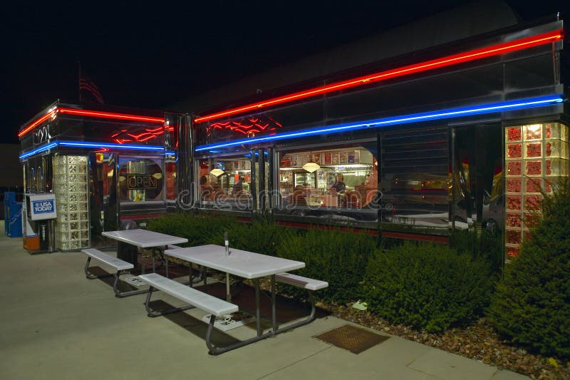 FEBRUARY 1, 2019 LOS ANGELES, CA, USA - Edward Hopper Style View of Los  Angeles California IHOP at Night with Neon Sign on Editorial Photo - Image  of dining, dinner: 145596996