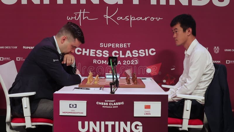 Ding Liren O Campeão Mundial De Xadrez Reinante Na Grande Turnê De