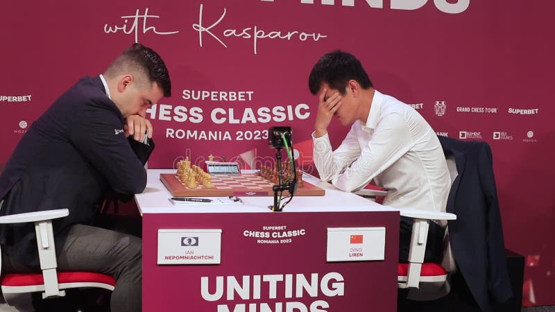Ding Liren O Campeão Mundial De Xadrez Reinante Na Grande Turnê De