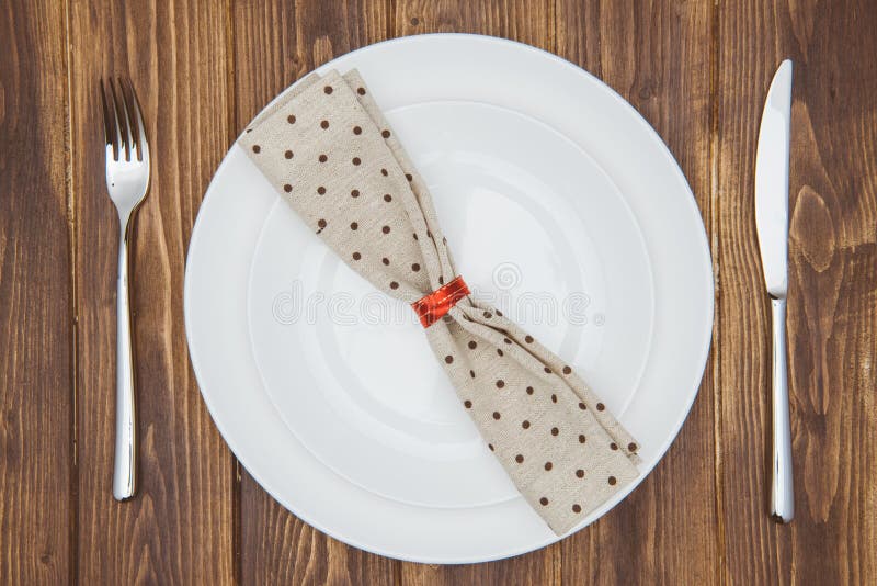 Dinner Setting, Knife, Fork, Napkin and Dinner Plate Stock Image Image of dining, meal 65297099