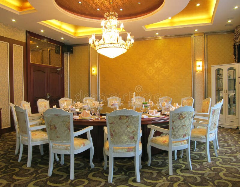 dinning δωμάτιο στοκ φωτογραφία με δικαίωμα ελεύθερης χρήσης dinning δωμάτιο στοκ φωτογραφία με δικαίωμα ελεύθερης χρήσης