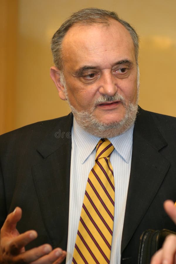 Dinu Patriciu editorial image. Image of wealth, portrait - 28631965