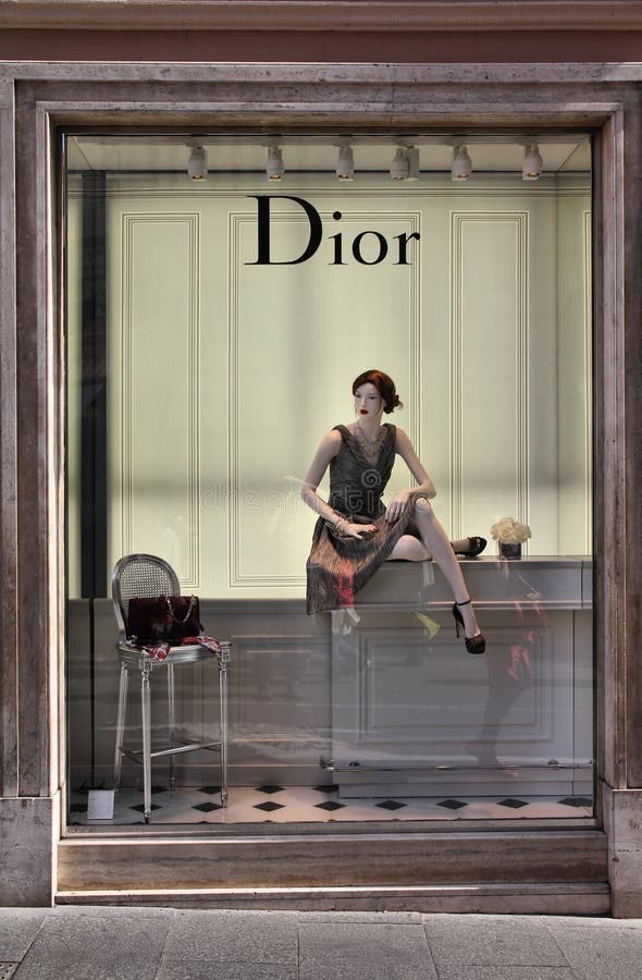 Dior fashion shop editorial photo. Image of fashion, brand - 19253946