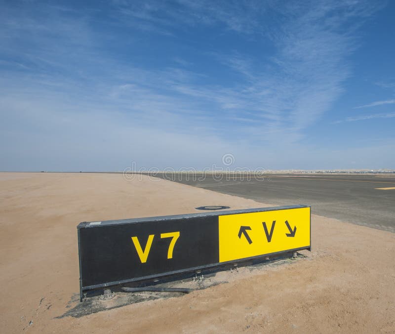 runway signs runway signs