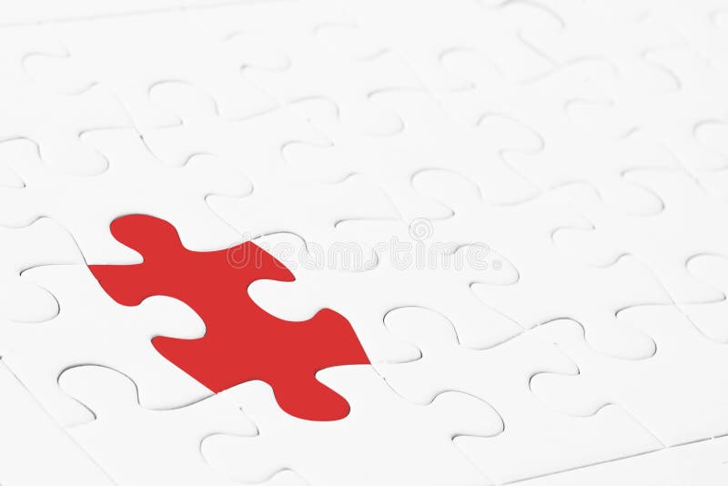 Direzione o concetto differente di pensiero Chiuda sul puzzle rosso nel mezzo di bianco fotografia stock libera da diritti Direzione o concetto differente di pensiero Chiuda sul puzzle rosso nel mezzo di bianco fotografia stock libera da diritti