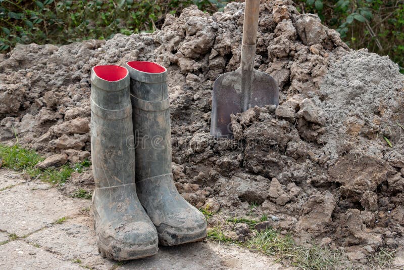 Excavator Clay Spades - The Wet Ground Bucket