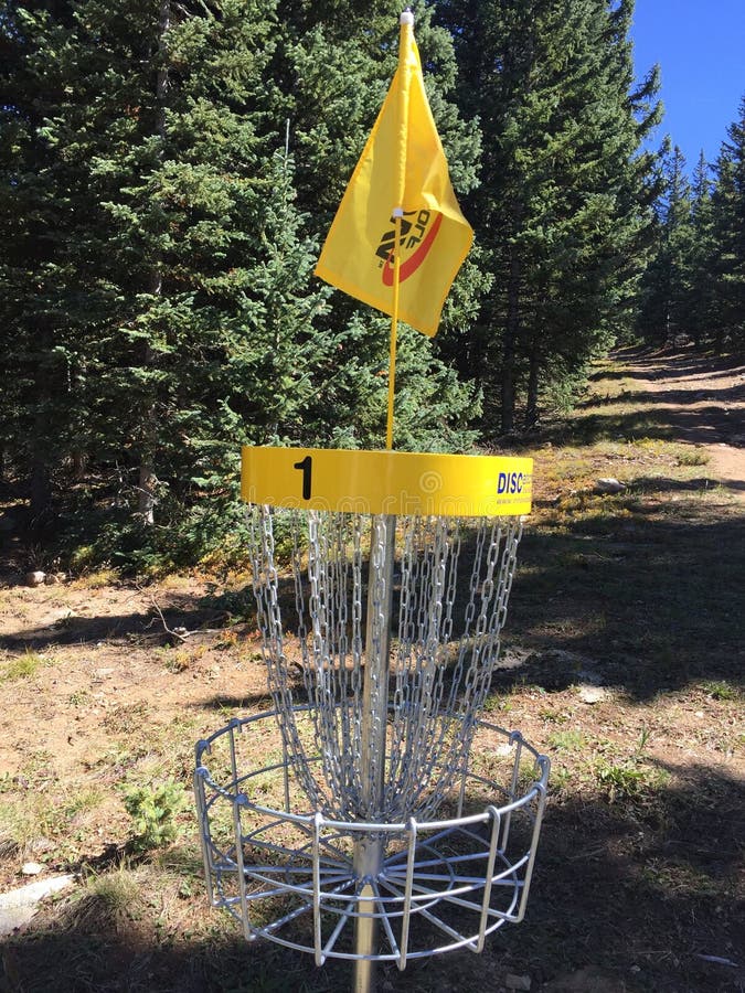 Disc Golf Course editorial image. Image of outside, putt 132110440