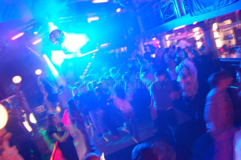 Disco-Nachtclub-Tanzen-Leute