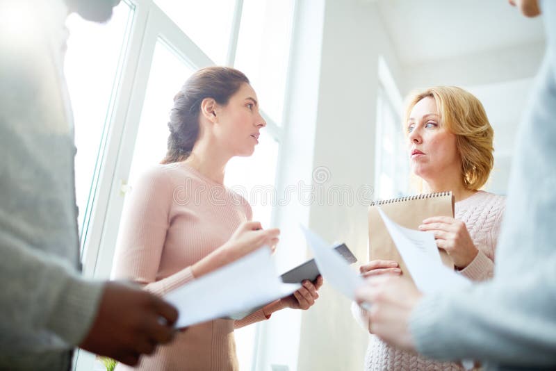 Discussing Work Results with Colleagues royalty free stock photos Discussing Work Results with Colleagues royalty free stock photos