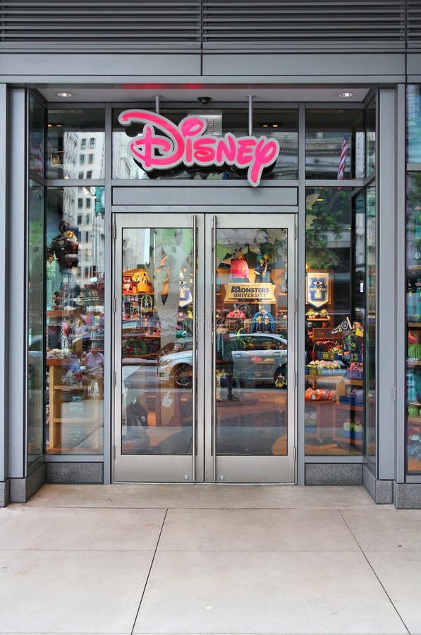 Disney Store editorial photography. Image of disney, retailer 38236602