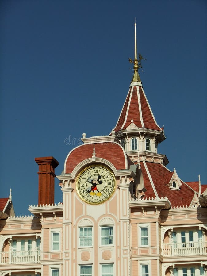 disneyland paris royaltyfria bilder disneyland paris royaltyfria bilder