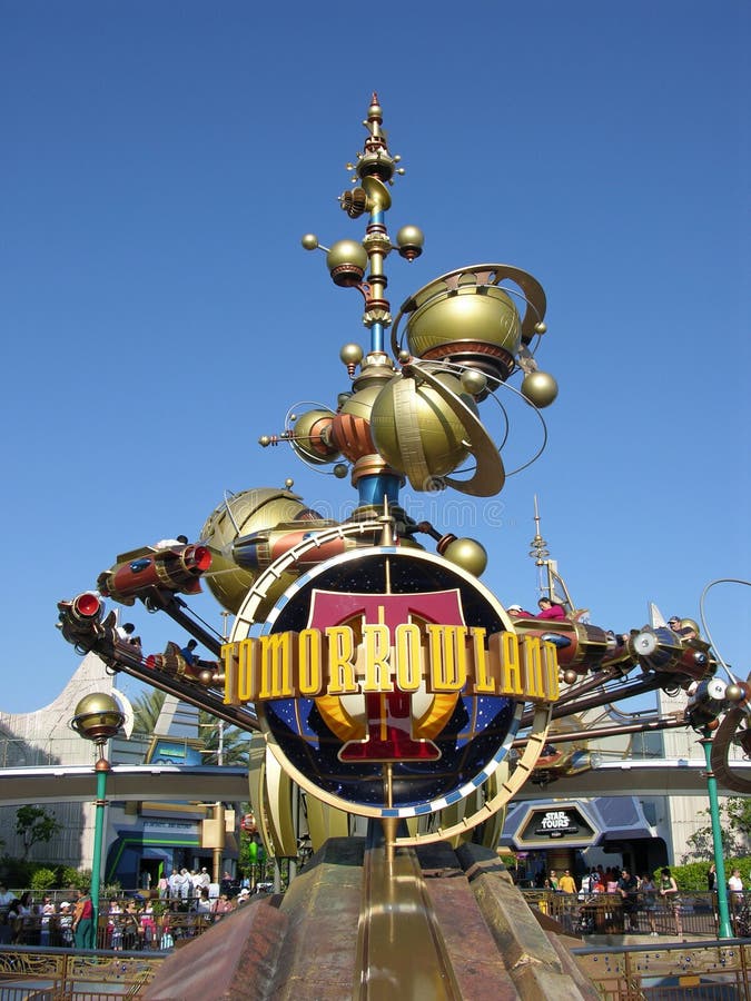 disneyland s tomorrowland fotografering för bildbyråer disneyland s tomorrowland fotografering för bildbyråer
