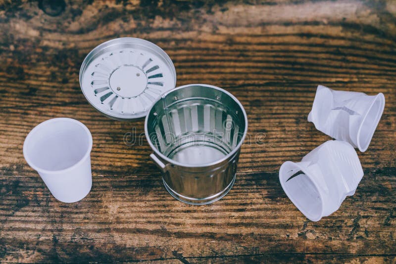 Disposable Cups and Garbage Bin with Recycle Symbol, Concept of