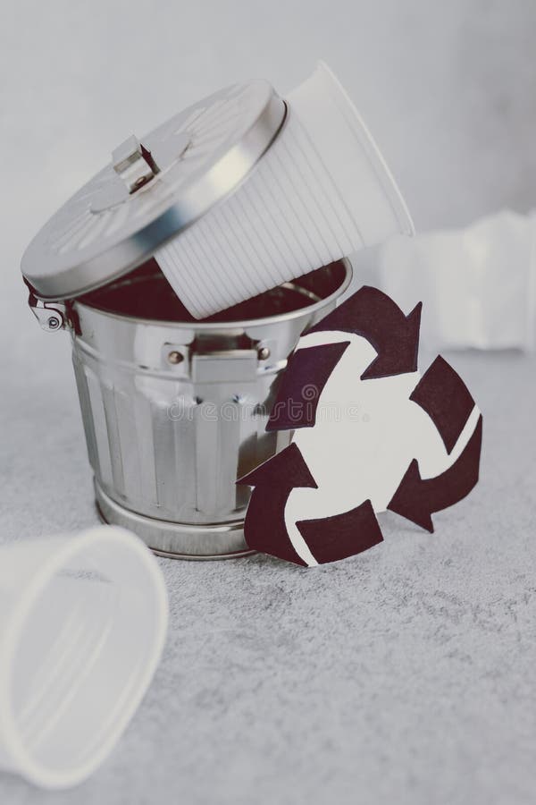 Disposable Cups and Garbage Bin with Recycle Symbol, Concept of