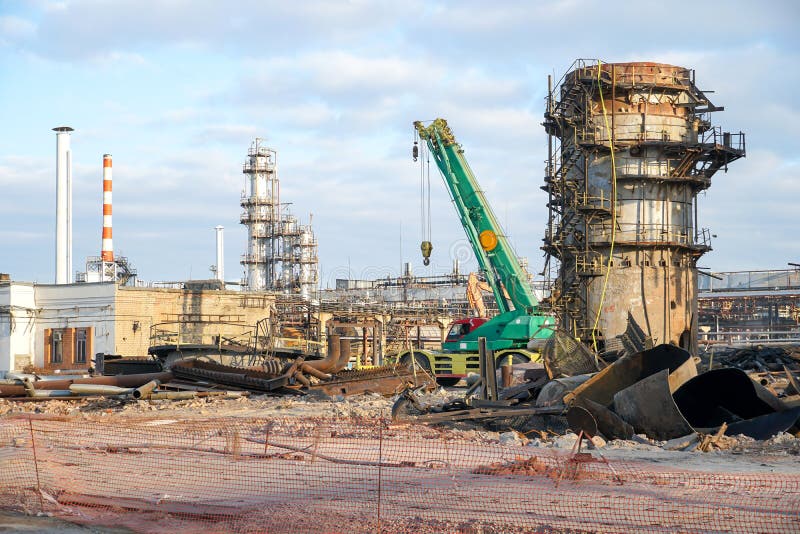 Disposal of the technological installation for the manufacture of light oil products at a refinery in Russia royalty free stock image Disposal of the technological installation for the manufacture of light oil products at a refinery in Russia royalty free stock image