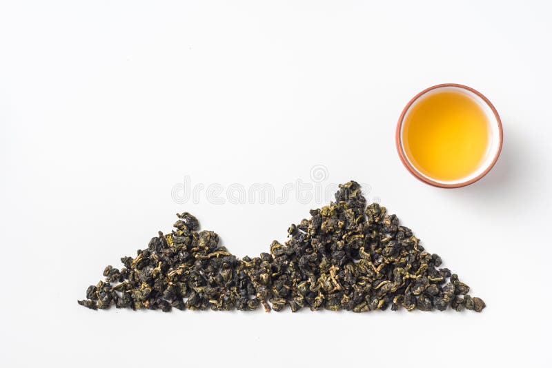 A disposição fresca do botão do chá do oolong de Formosa gosta da montanha foto de stock royalty free A disposição fresca do botão do chá do oolong de Formosa gosta da montanha foto de stock royalty free