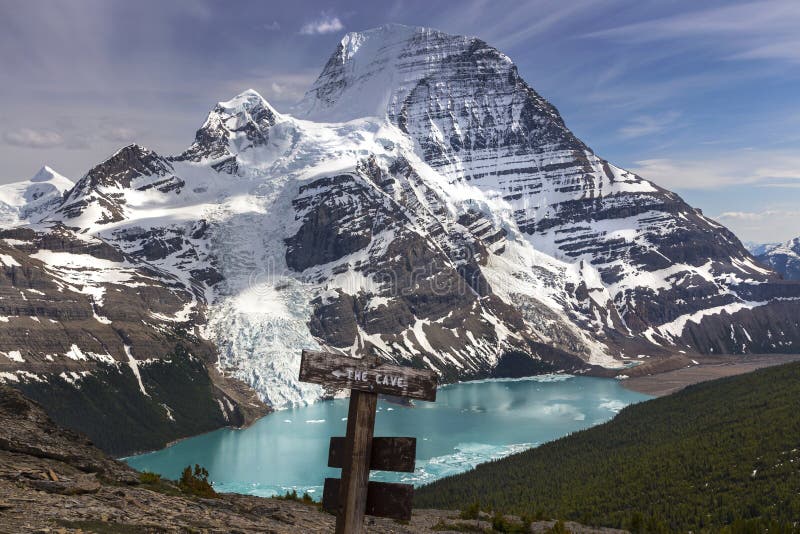 Snowy Mountain Robson and Berg Lake Scenic Landscape Hiking Sign stock images Snowy Mountain Robson and Berg Lake Scenic Landscape Hiking Sign stock images