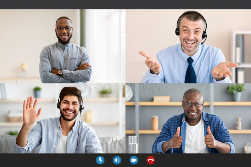 Divers professionnels faisant un briefing en ligne visiochat écran photo libre de droits