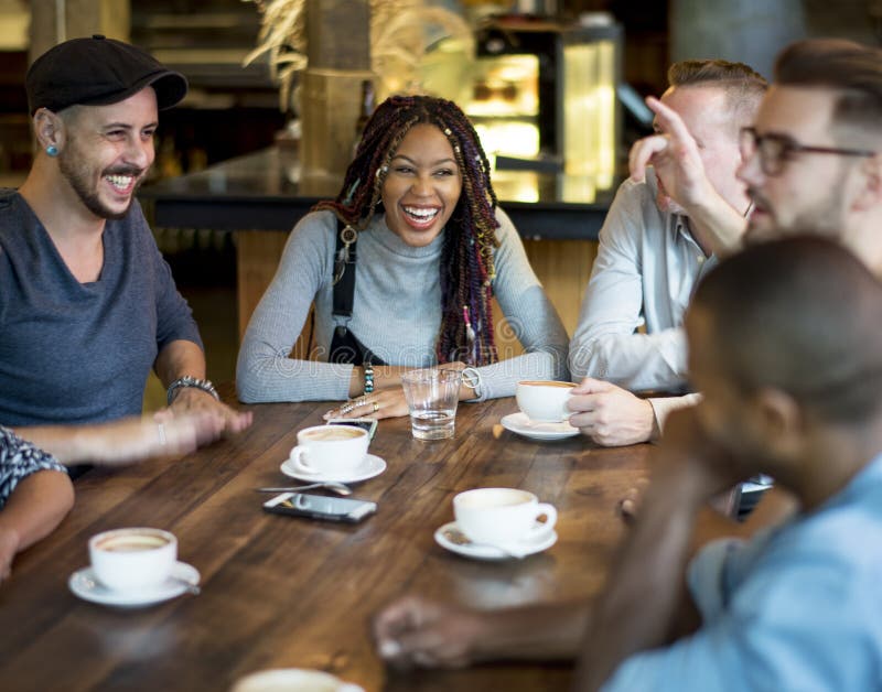 Diverse Mensen Hang Out Coffee Cafe Friendship stock afbeelding Diverse Mensen Hang Out Coffee Cafe Friendship stock afbeelding