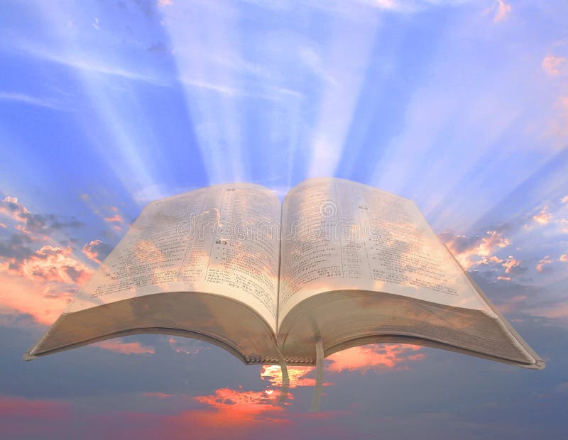 De abrir Sagrada Biblia constituir espiritual la luz el sol rayos brillante a través de paginas.