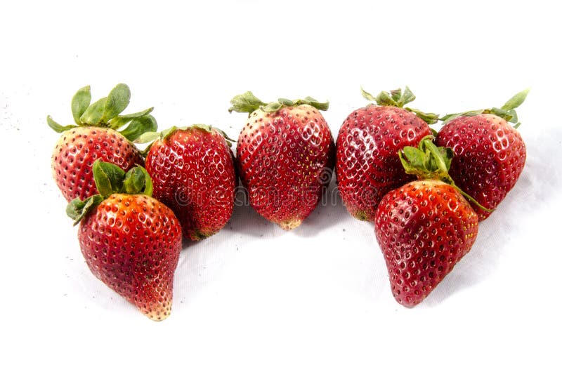 Divisez en lots le ` s de l'arrangement rouge frais doux du ` s de fraise dedans photos libres de droits Divisez en lots le ` s de l'arrangement rouge frais doux du ` s de fraise dedans photos libres de droits
